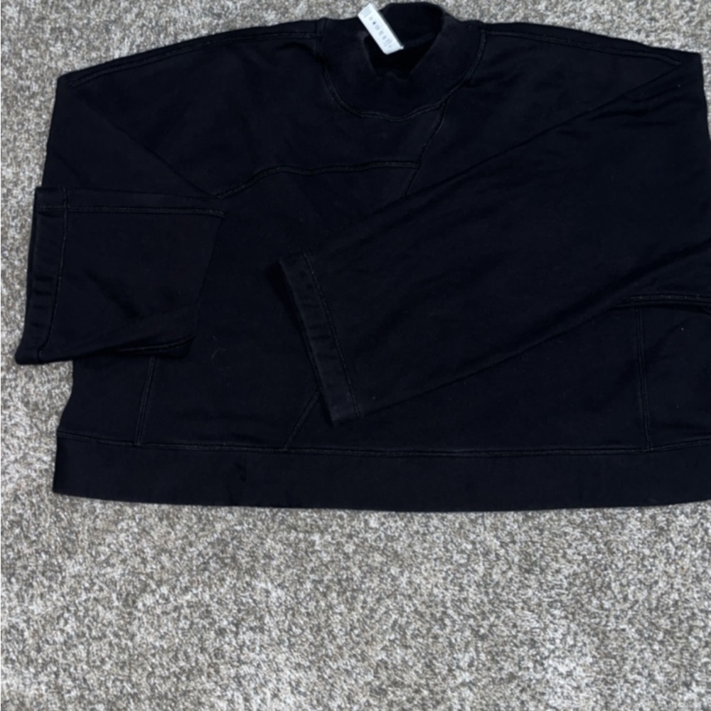 lululemon black sweatshirt